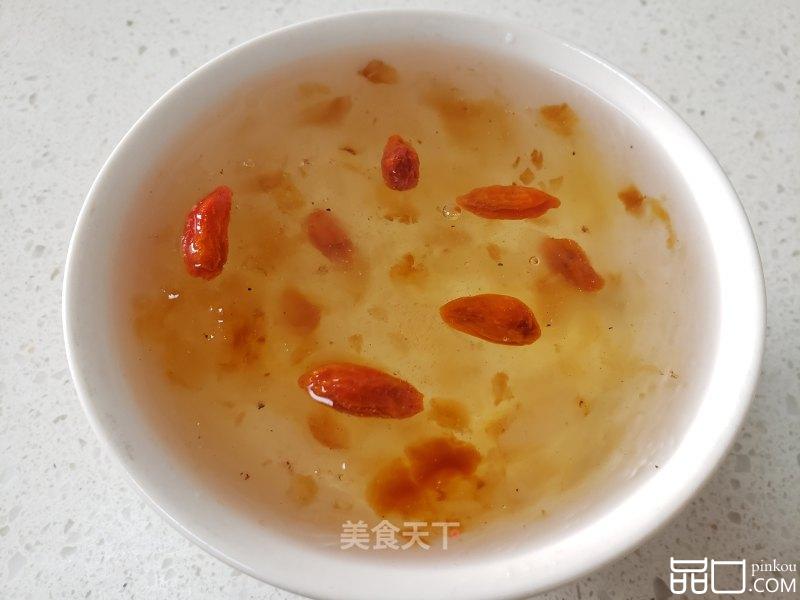 冰糖炖桃胶