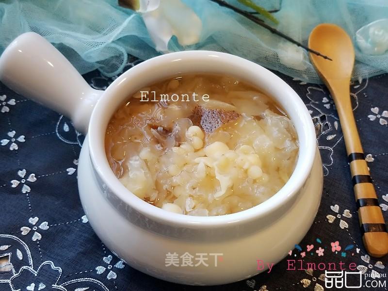 川贝雪梨炖雪耳
