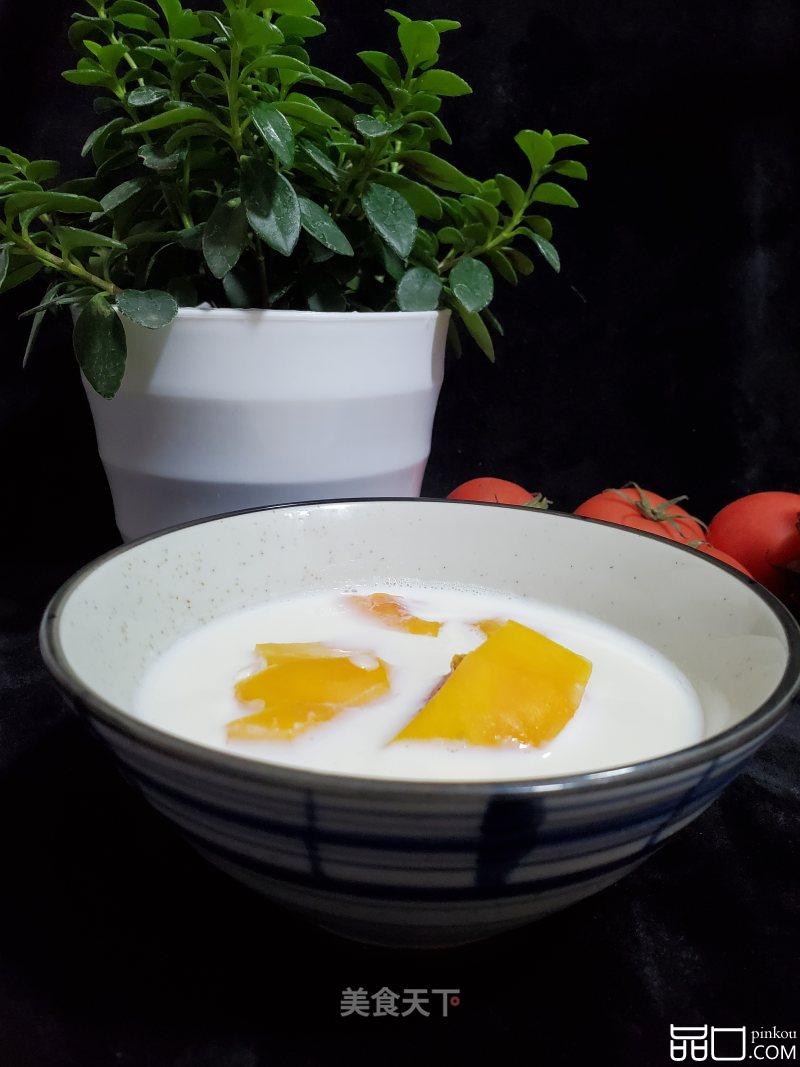 冰糖木瓜炖牛奶