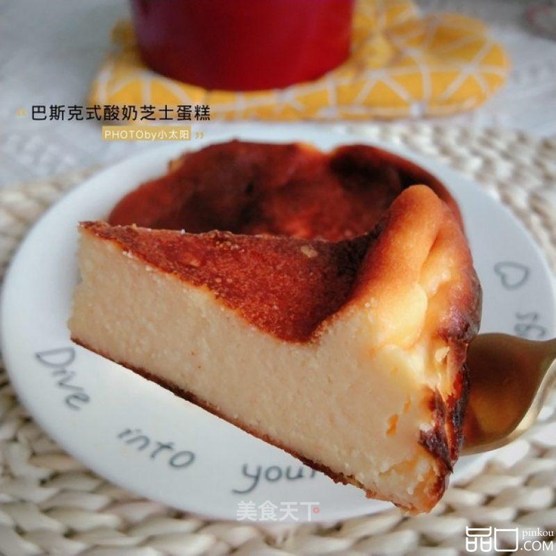 搅拌一下做出美味网红巴斯克式酸奶芝士蛋糕