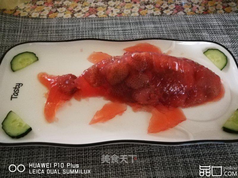 连年有鱼草莓果冻