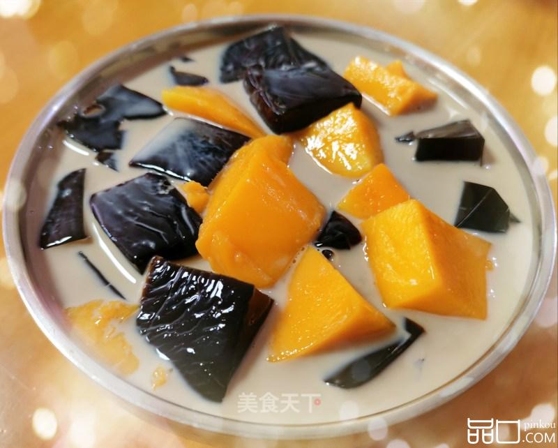 芒果蜂蜜牛奶凉粉