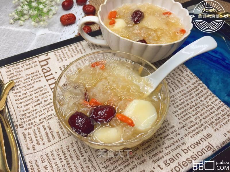 雪梨马蹄银耳羹