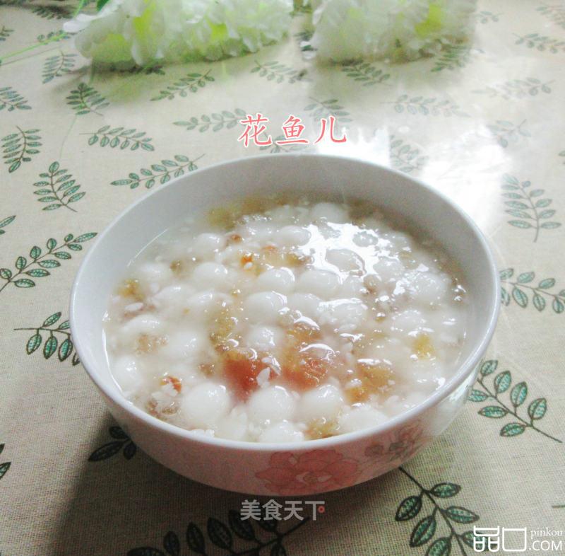 桃胶酒酿圆子