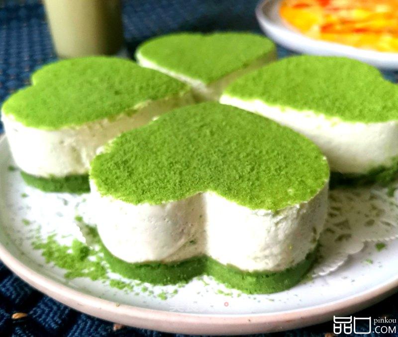 抹茶奥利奥慕斯蛋糕—幸运四叶草