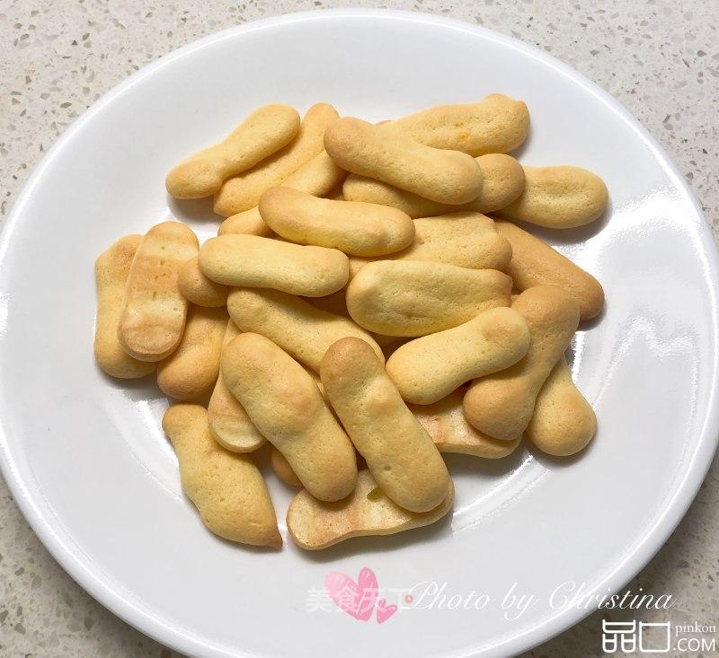 手指饼干，提拉米苏的底料，也是一款好吃的小零食
