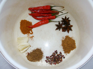 麻辣串串锅步骤1 麻辣串串锅步骤1