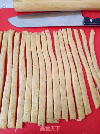 【天津】香酥小麻花步骤9 【天津】香酥小麻花步骤9