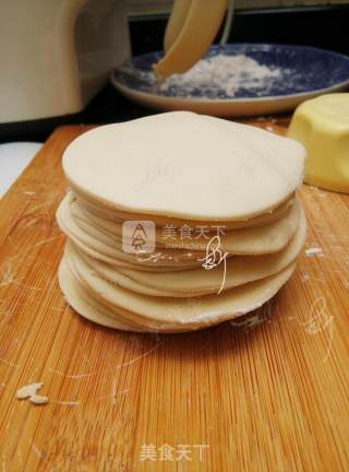 榨菜鲜肉锅贴步骤3
