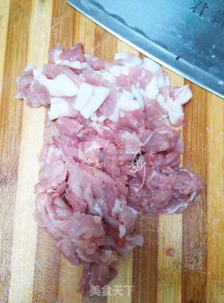 榨菜鲜肉锅贴步骤4