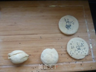 吃肉不见肉【鲜肉麻饼】步骤17 吃肉不见肉【鲜肉麻饼】步骤17