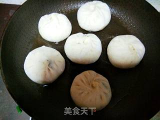 生煎韭菜鸡蛋包步骤19