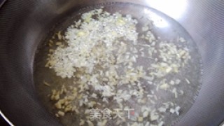 马兰头鲜肉生煎步骤4