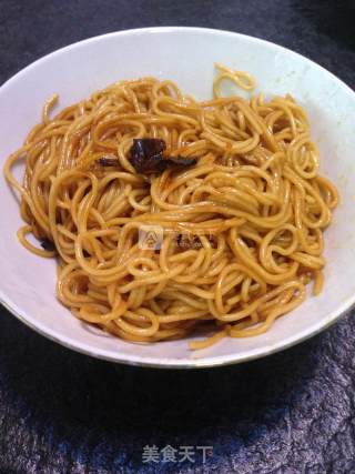 沪味“葱油拌面”步骤8