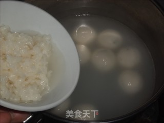 酒酿圆子步骤4
