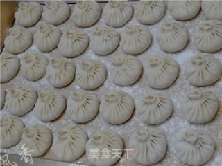 灌汤小笼包--24图详解正宗小笼包做法步骤22 灌汤小笼包--24图详解正宗小笼包做法步骤22
