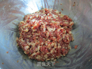 生煎弯梳饺步骤2