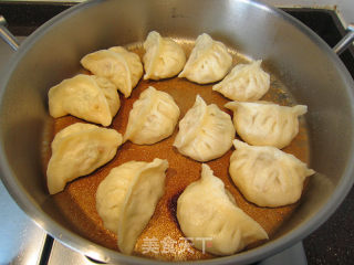 生煎弯梳饺步骤16