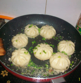 脆生煎包步骤16
