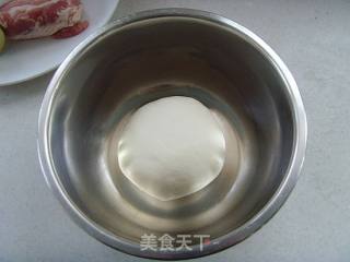 蟹黄小笼包步骤2