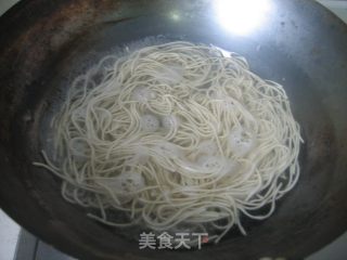 【炸酱面，花样做】大上海炸酱面步骤11