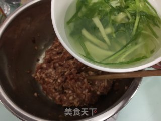 蟹粉鲜肉月饼步骤3