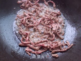 包菜牛肉丝炒粿条步骤4 包菜牛肉丝炒粿条步骤4