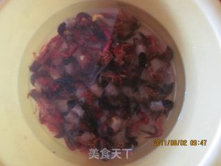夏日红色诱惑之口味虾篇步骤1