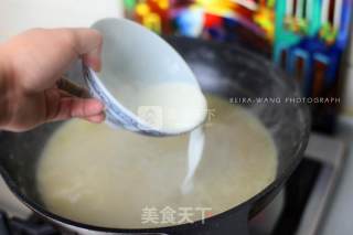 武汉特色小吃 鲜鱼糊汤粉步骤7 武汉特色小吃 鲜鱼糊汤粉步骤7