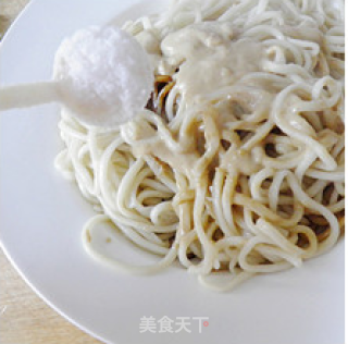 【热干面】-------记忆中武汉的味道步骤8