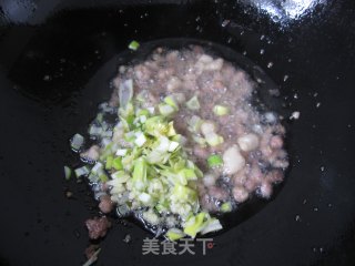 土豆家的粮食-------一糯两吃的《武汉小吃【糯米鸡】》步骤4