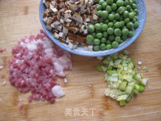 土豆家的粮食-------一糯两吃的《武汉小吃【糯米鸡】》步骤2