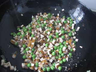 土豆家的粮食-------一糯两吃的《武汉小吃【糯米鸡】》步骤5