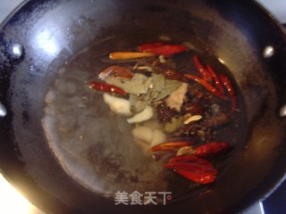 正味湖北小吃——麻辣鸭脖子步骤4