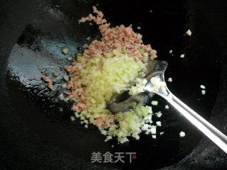 武汉名小吃之烧梅步骤6 武汉名小吃之烧梅步骤6