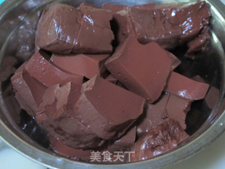 南昌特色猪血烫米粉步骤2