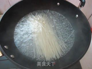 南昌炒米粉步骤1