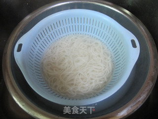 南昌炒米粉步骤6