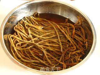 干豆角炖板鸭步骤1