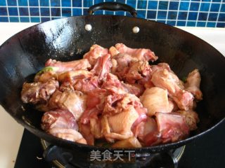 干豆角炖板鸭步骤5