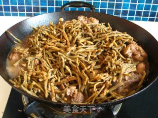 干豆角炖板鸭步骤9