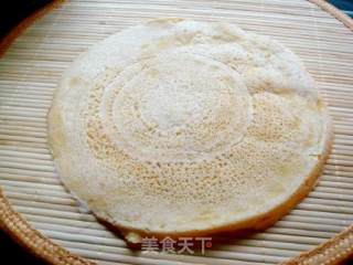 山东特色农家饭“煎饼卷大葱”步骤6