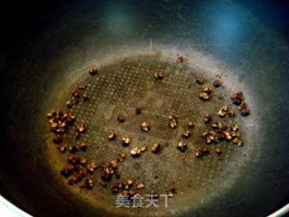 看世界杯吃家常饭《山东大锅饼、猪肉焖扁豆》步骤4