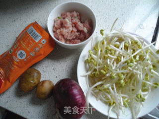酸辣豆芽扯面-----------适合夏天的开胃面步骤4 酸辣豆芽扯面-----------适合夏天的开胃面步骤4