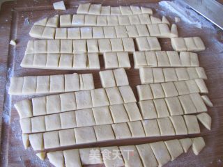 炒杂粮猫耳朵步骤3