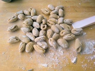 土豆盖浇猫耳朵-晋中美食步骤6 土豆盖浇猫耳朵-晋中美食步骤6