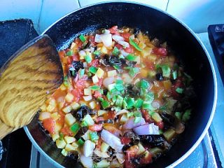 土豆盖浇猫耳朵-晋中美食步骤19 土豆盖浇猫耳朵-晋中美食步骤19