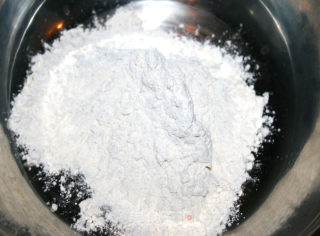 【穿上衣服的面条，山西特色面食】山西包皮面步骤1