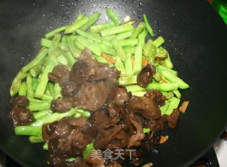 【面食之都的美食~正宗山西面食】豆角焖面步骤11