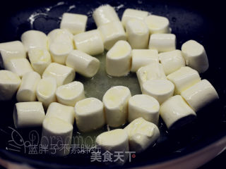 抹茶蔓越莓黄桃牛轧糖步骤5